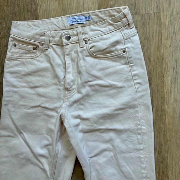 & Other Stories straight leg high rise Jeans / Cream Colour Jeans - Picture 3 of 5
